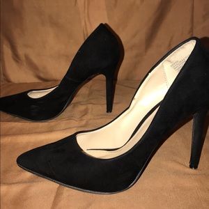 Women’s BLACK heels